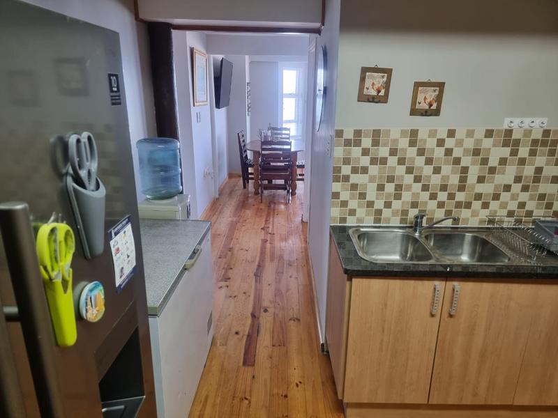 To Let 6 Bedroom Property for Rent in Outeniqua Strand Western Cape